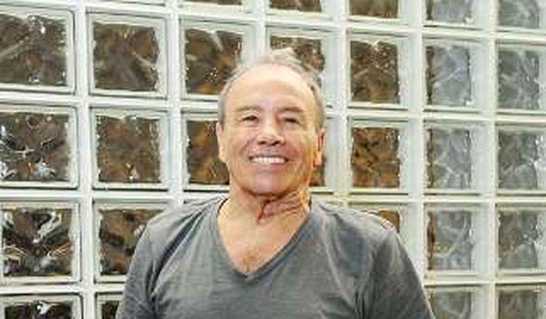 Globo proíbe Stênio Garcia de falar sobre vazamento de fotos
