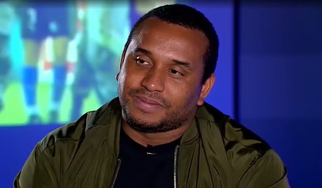 Ex-meia de Grêmio, Inter e Manchester United tem prisão decretada por dívida de R$ 1 milhão