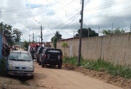 Homem é baleado com dois tiros na cabeça no bairro Canaã, em Arapiraca