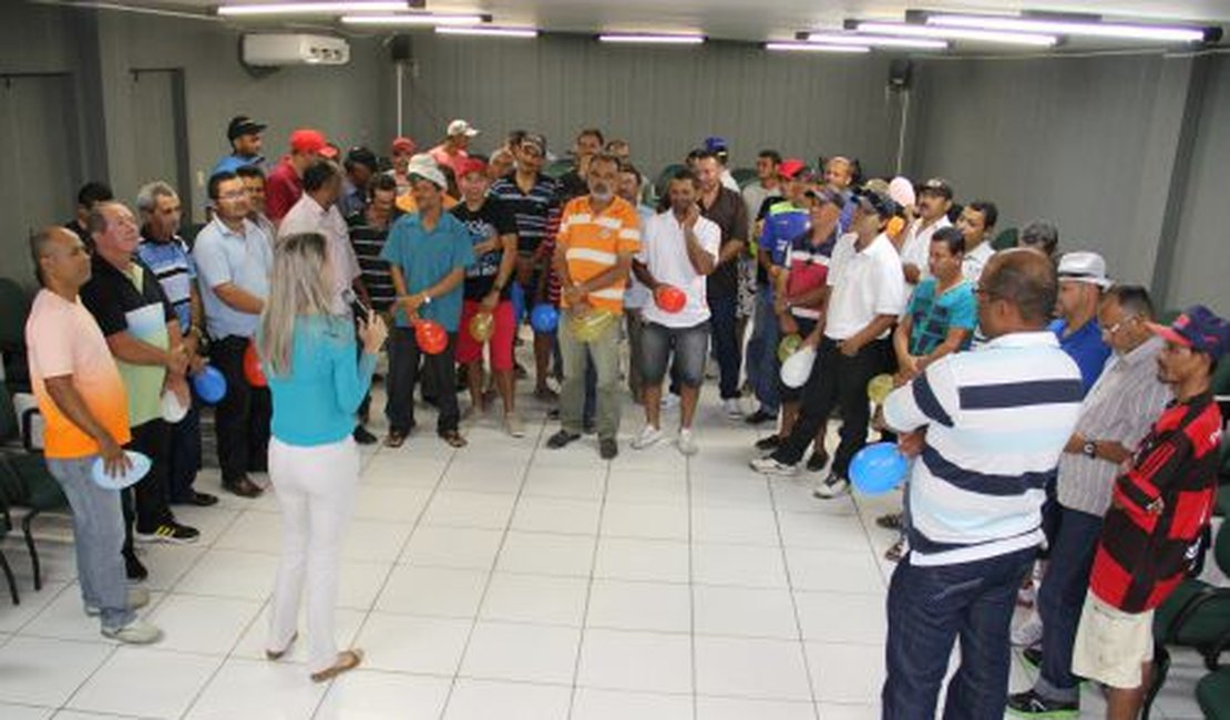 Equipes de Jardinagem têm palestras de segurança e ética