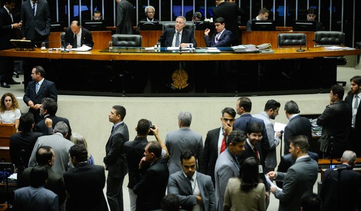 Congresso aprova projeto que libera recursos para o Fies e Enem