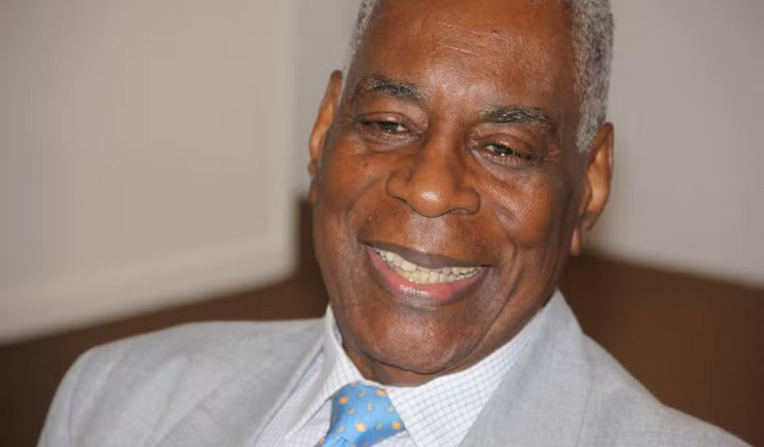 Haroldo Costa, ator e comentarista de carnaval, morre aos 95 anos no Rio