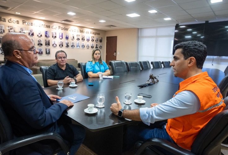 JHC se reúne com presidente do Tribunal de Justiça para apresentar atualizações sobre região do Mutange