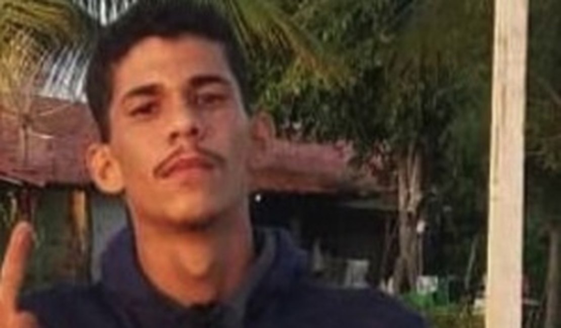 Suspeito de matar vendedor de quebra-queixo morre em confronto com policiais no Sertão
