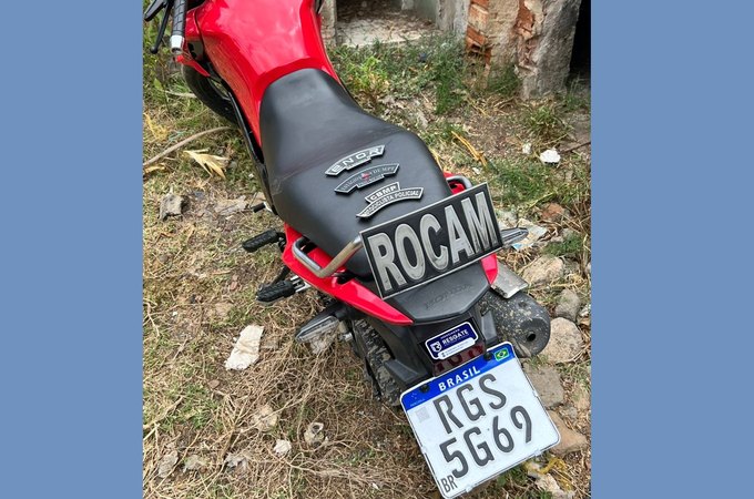 Guarnições de Rocam recuperam motocicleta com queixa de roubo, em Arapiraca