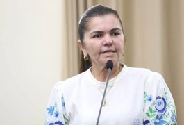 Deputada afirma que em Igaci está se 'matando gente como se mata galinha'