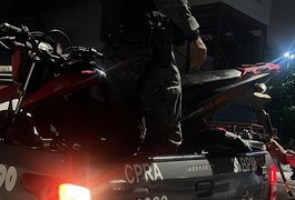 Moto com queixa de furto é abandonada em frente à UPA de Arapiraca