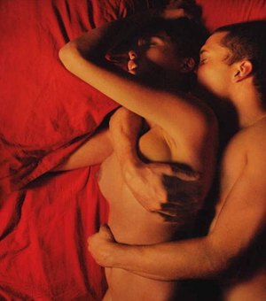 Atores de filmes pornô tomam 'coquetel contra HIV' após sexo desprotegido