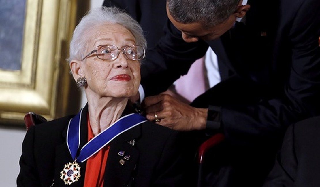 Katherine Johnson, matemática negra que ajudou a Nasa a ir para a Lua, morre aos 101 anos