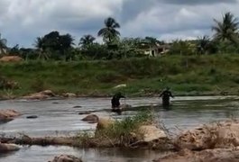 Polícias realizam operação em Cajueiro após denúncia de corpo submerso no interior de Alagoas