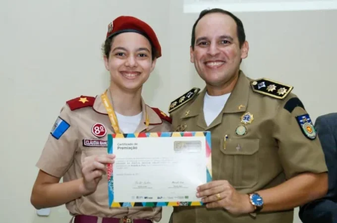 Arapiraquense do Colégio Tiradentes é a primeira de Alagoas a ganhar ouro na Olimpíada de Física das Escolas Públicas