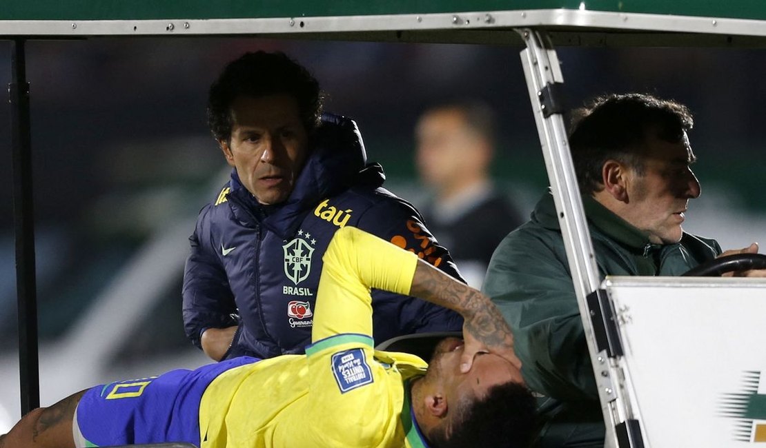 CBF confirma ruptura de ligamento cruzado anterior de joelho de Neymar