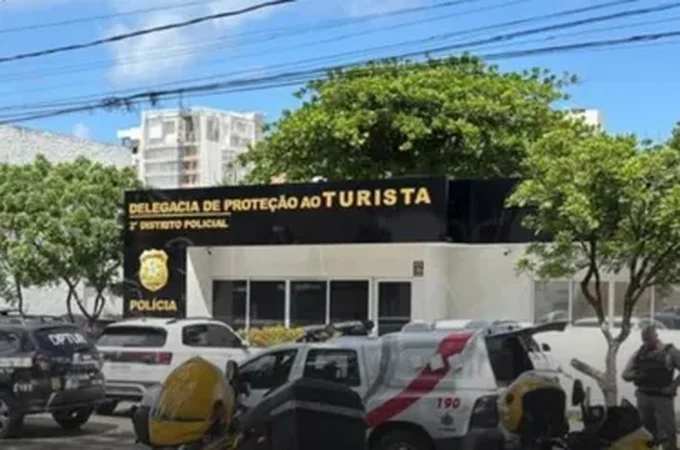Foragido da Justiça de SP é preso passeando na orla de Pajuçara