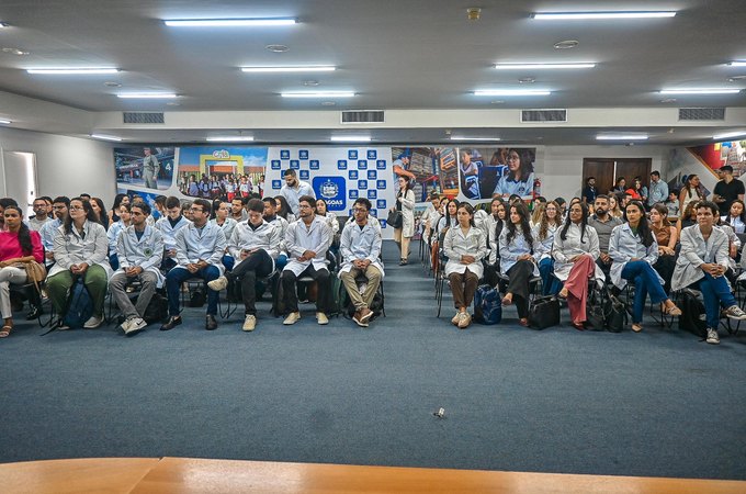 Sesau acolhe 69 novos residentes que irão atuar em unidades da na rede estadual