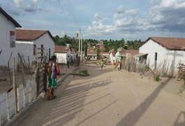 Bandidos invadem residência e atentam contra a vida de casal de idosos no Sertão