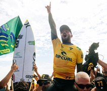 Filipe Toledo conquista bicampeonato mundial de surfe