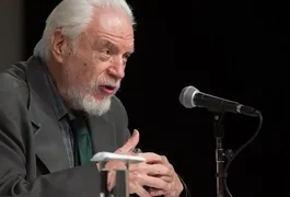 Escritor Cícero Sandroni, membro da ABL, morre aos 90 anos