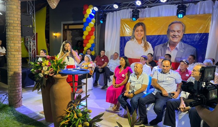 Pré-candidata a prefeita de Girau do Ponciano, Samyra do Basto se filia ao PDT; assista