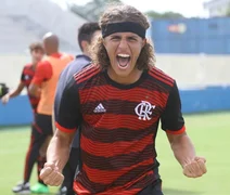 Filho de ex-atacante do ASA, volante de 16 anos assina primeiro contrato profissional com o Flamengo