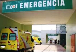 Esposa tenta matar o marido a golpes de faca de mesa no bairro Jardim Esperança, em Arapiraca