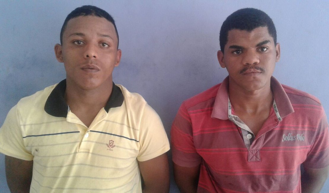 Polícia prende dois por assalto em Depósito