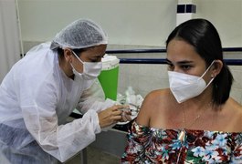 Penedo inicia vacina contra Covid para pessoal da Educação e deficientes a partir de 18 anos
