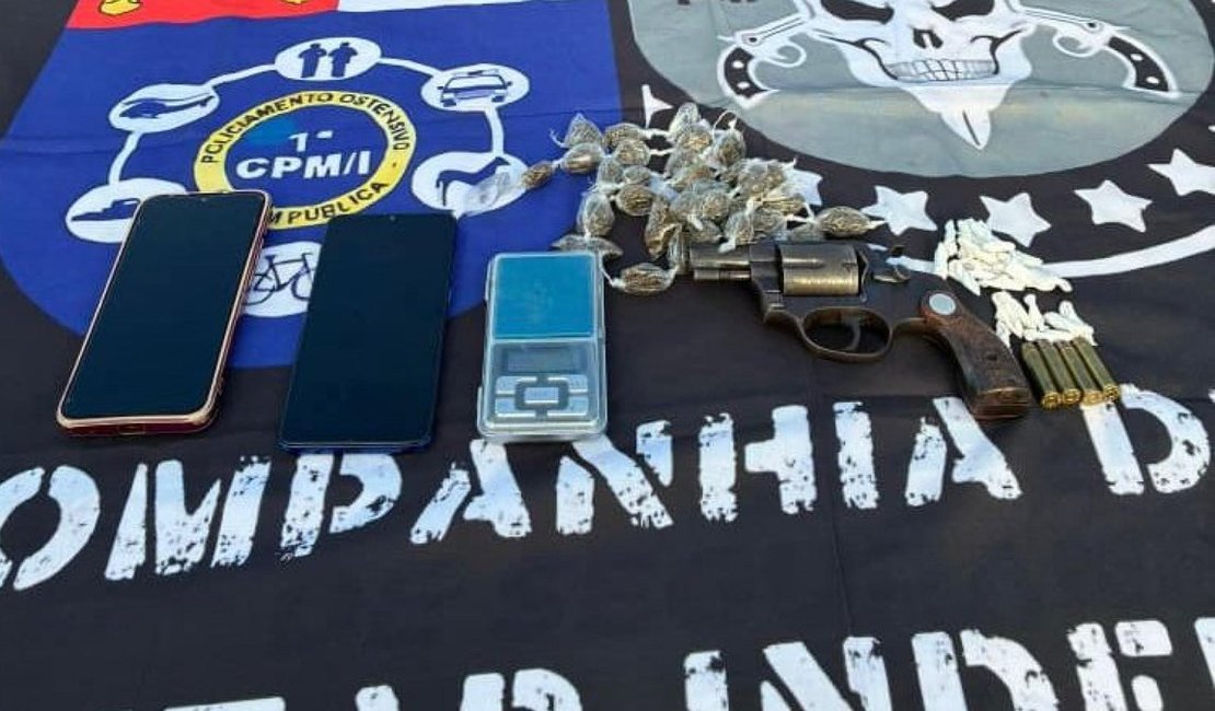 PM apreende quatro armas e drogas em ações no interior de Alagoas