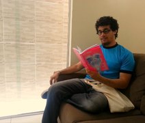 Jovem arapiraquense sai em livro colaborativo de Maitê Proença