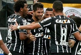 Corinthians investe pesado para evitar perda do zagueiro Felipe