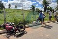 Jovem morre após perder controle da moto em curva, na zona rural de Lagoa da Canoa; assista
