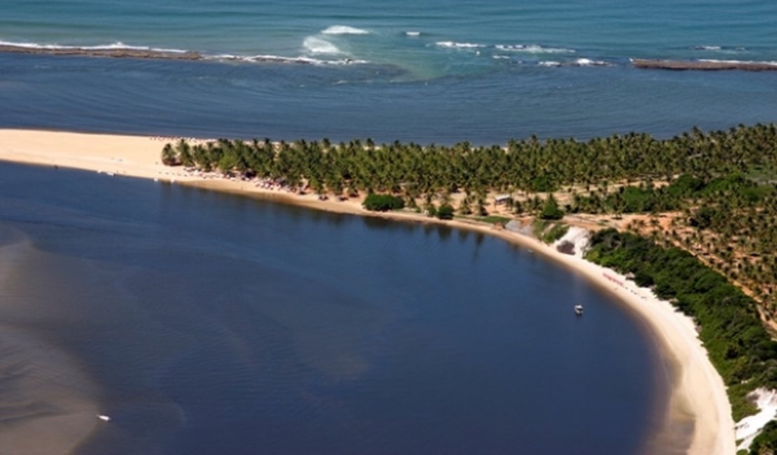 Praia de Alagoas é destaque em site de jornal especializado