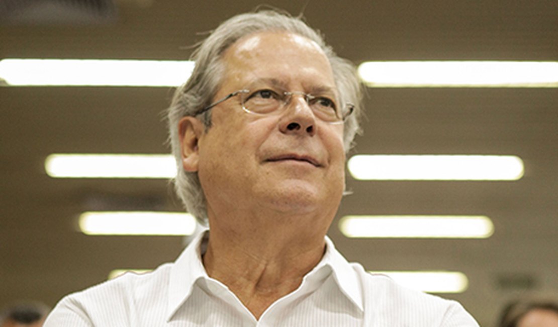 José Dirceu receberá salário mensal de R$ 20 mil como gerente de Hotel