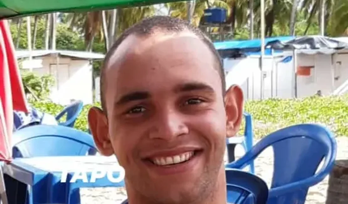 Deitado na cama com a esposa e filhos, homem é morto por assassino na janela em Caruaru