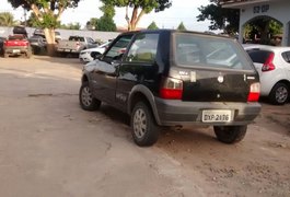 PM recupera carro roubado durante blitz em Arapiraca