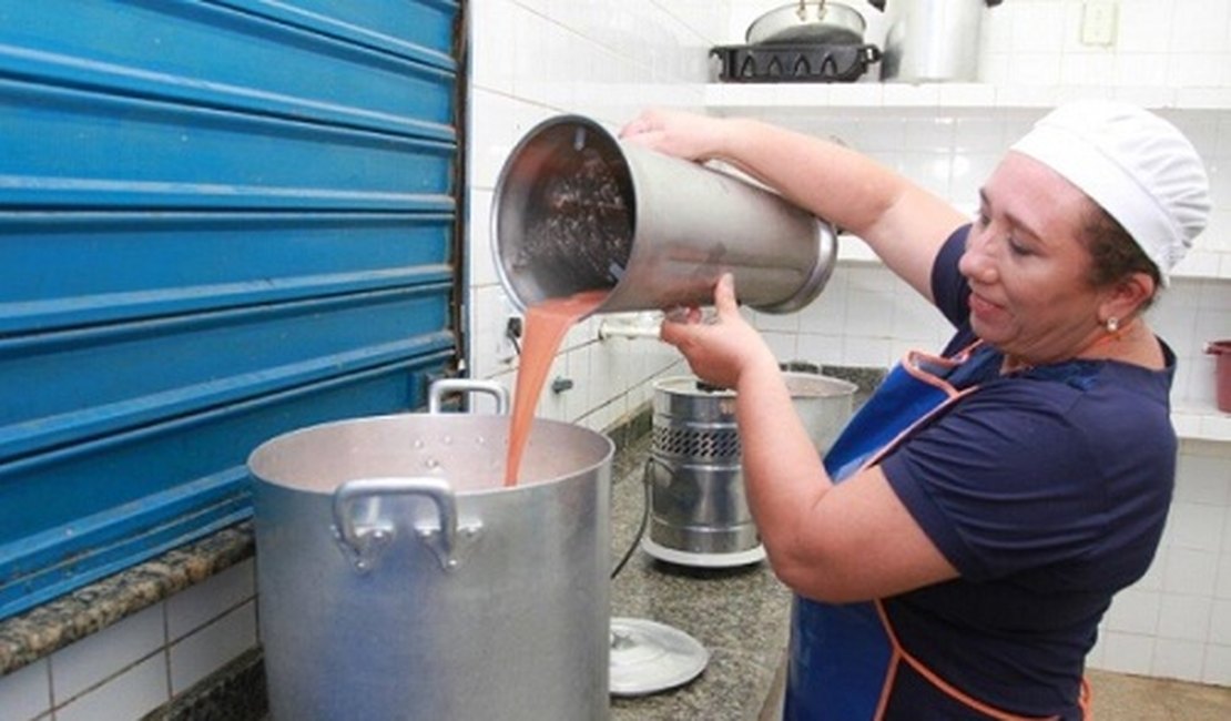 Seduc abre processo seletivo para manutenção escolar e preparo de alimentos