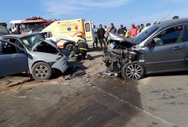 Grave acidente deixa quatro feridos na AL-105