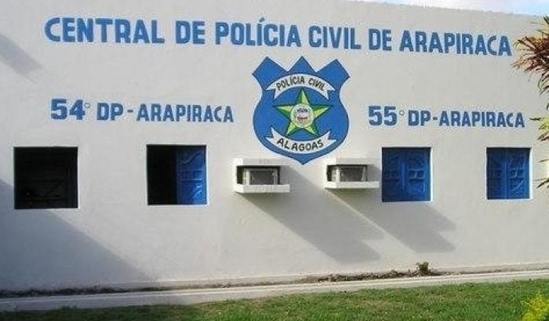 Bandidos roubam mais de R$ 27 mil em joias e celulares durante assalto em Arapiraca