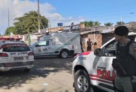 Jovem é encontrada morta na casa onde morava no bairro do Trapiche, em Maceió
