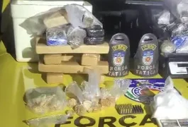 Operação da PM apreende mais de 21 kg de drogas em casa abandonada, em Maceió