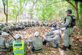 Futuros soldados da PM participam da Marcha de Ascensão Militar