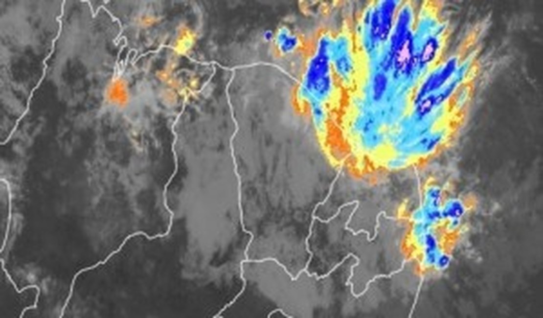 Chuvas acompanhadas de raios e ventania devem atingir diversas regiões de Alagoas