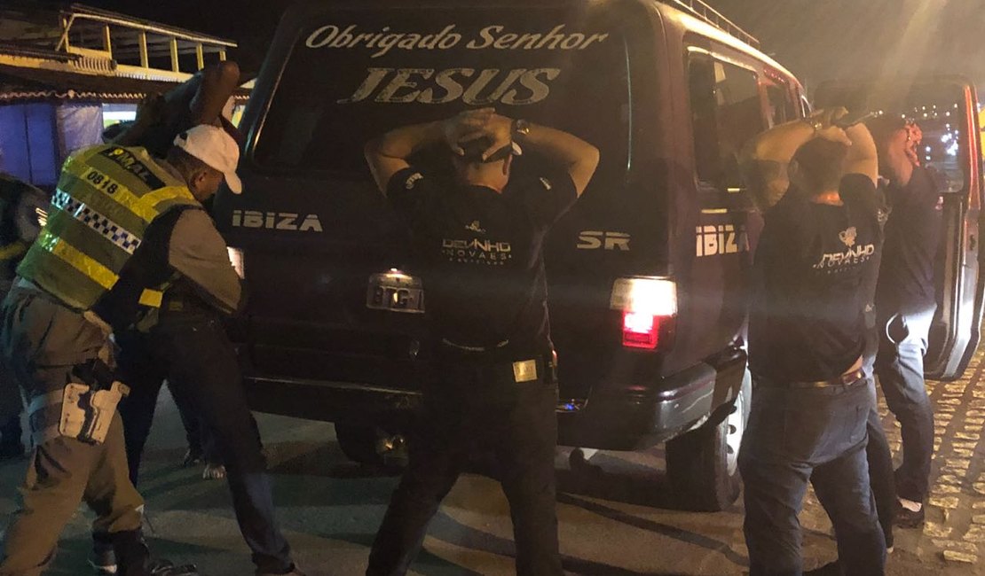 Três motoristas são presos e 12 veículos removidos durante Operação Lei Seca no Festival da Juventude, em Santana do Ipanema