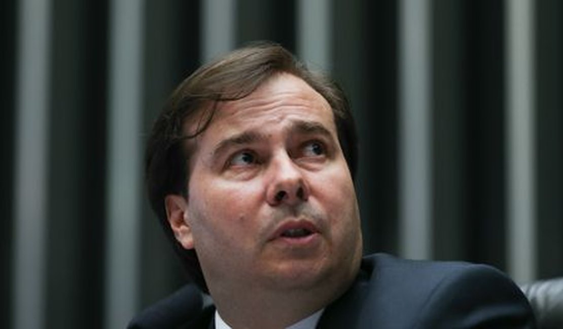 Maia diz que pretende concluir votação de reforma trabalhista até quinta