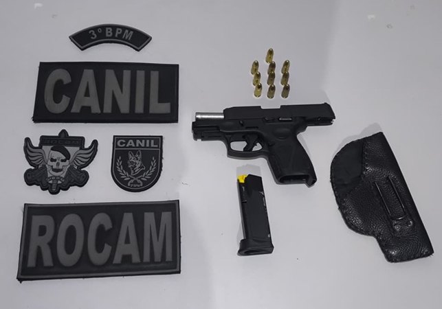 Homem embriagado é preso com pistola na cintura no bairro Bom Sucesso, em Arapiraca