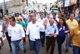 Biu e Eduardo Campos lançam campanha em Arapiraca com mega-caminhada