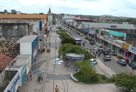 Jovem é detido após realizar manobra perigosa com moto, no Centro de Arapiraca