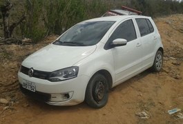 Homem tem carro roubado e sofre sequestro relâmpago em Lagoa da Canoa