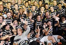 Após empate com o Vasco, Corinthians é campeão do Brasileirão
