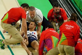 Vídeo: Francês fratura a perna após salto na ginastica