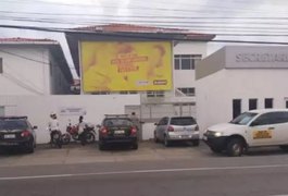PF e CGU cumprem mandados de busca e apreensão na Sesau